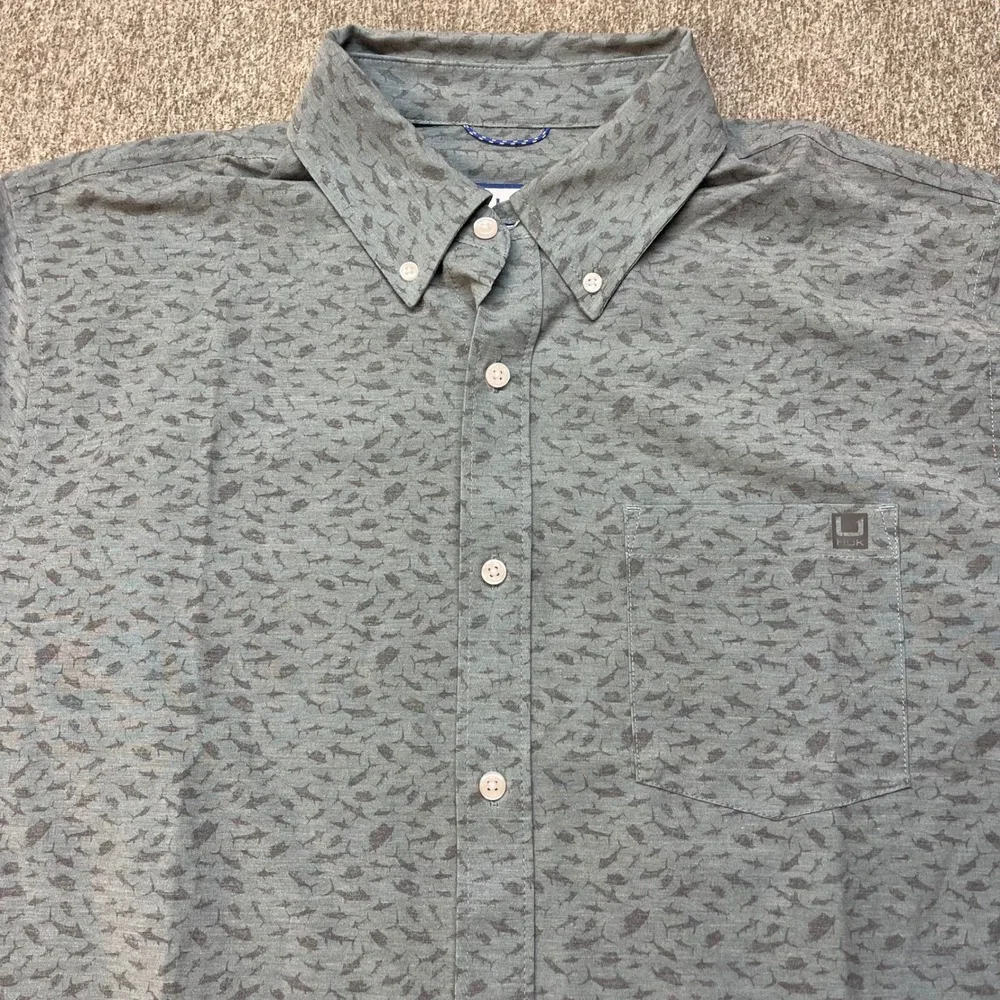 Huk Kona Mens Short Sleeve Button Down Fishing Shirt Gray Print Large